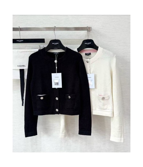(AR 공장) 샤넬 25FW 라운드넥 콘트라스트 메탈 버튼 니트 카디건 재킷